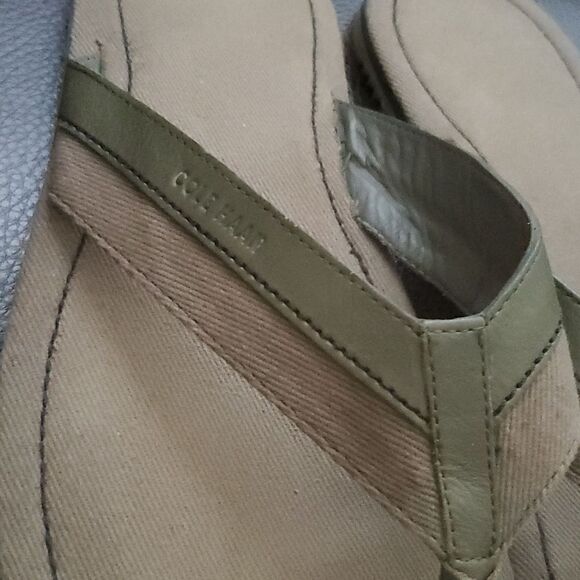 COLE HAAN Flip Flops - Size 12 - Picture 2 of 9